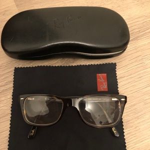 Women’s Ray-bans Frame